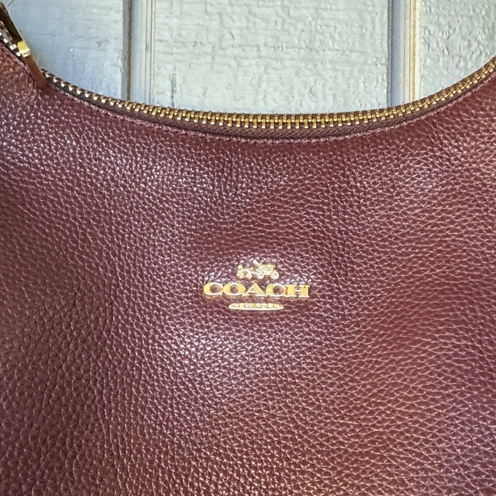Coach Burgundy Pebbled Leather Shoulder Hobo with Gold Hardware - Picture 3 of 9